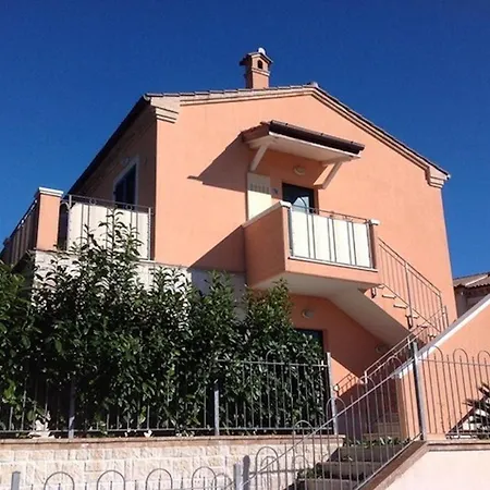S07 Nuovo Bilocale Con Giardino E Garage Sirolo
