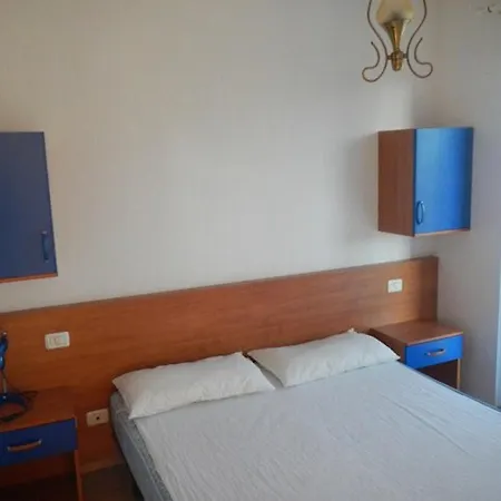 S07 Nuovo Bilocale Con Giardino E Garage Apartamento